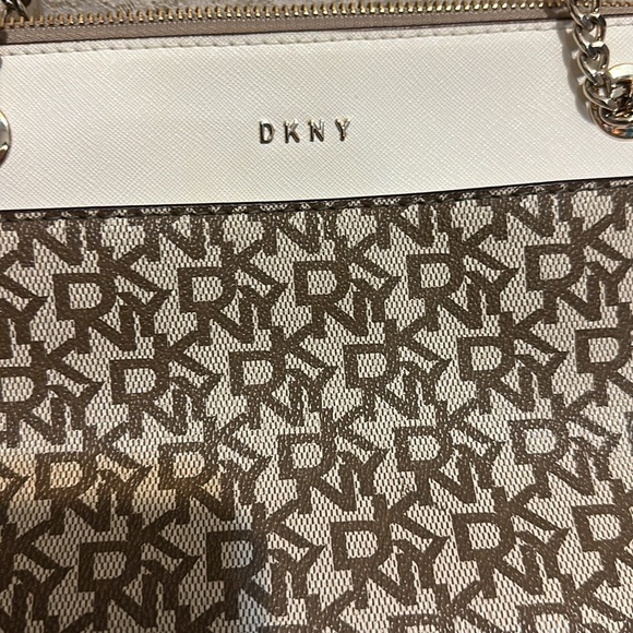 Donna Karen New York Handbags - DKNY NWOT  small handbag natural with zipped top chain and cream straps